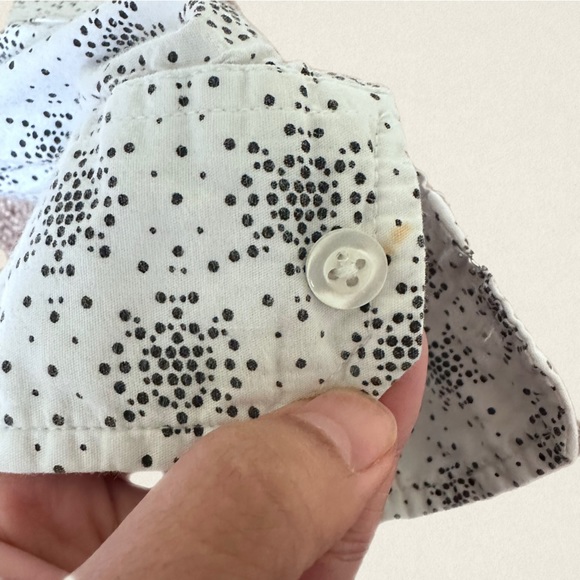 Guess Men’s Long Sleeve White Polka Dot Dress Shirt - Picture 8 of 9